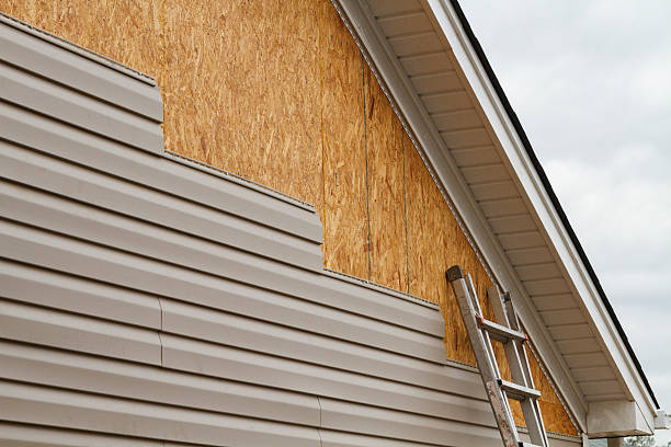 24/7 Emergency Storm Damage Siding Repair experts in Pelham, GA